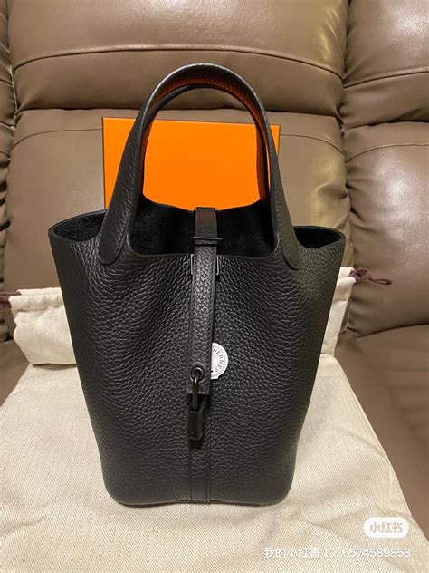 hermes so black picotin